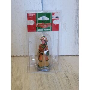 Lemax Strolling Woman 2006 Coventry Cove Village accessory Xmas